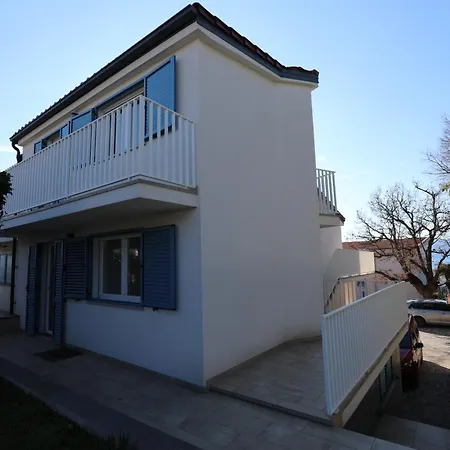 Baroni Apartament *